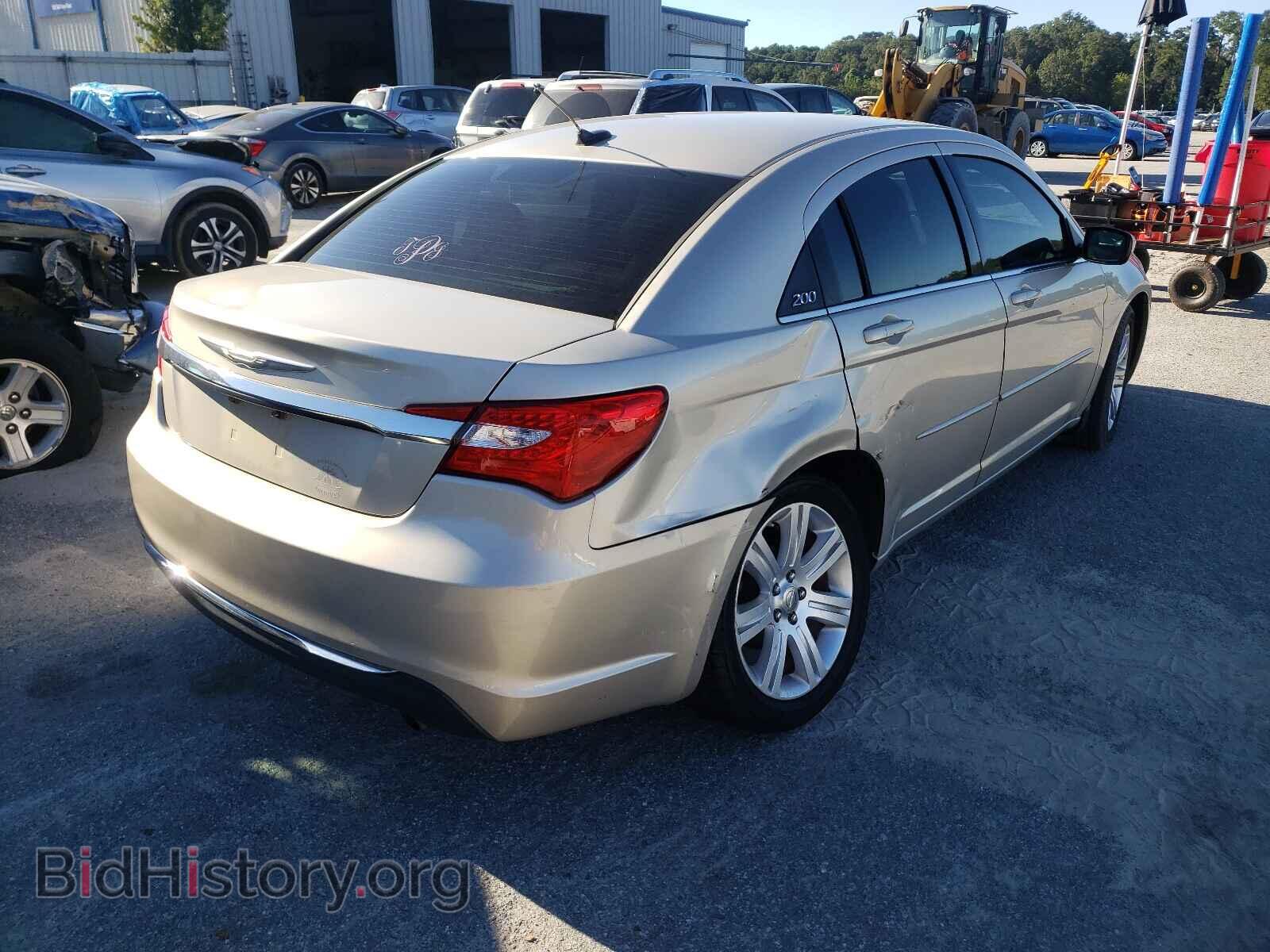 2013 CHRYSLER 200 - VIN: 1C3CCBBB8DN656202 - Фото 4