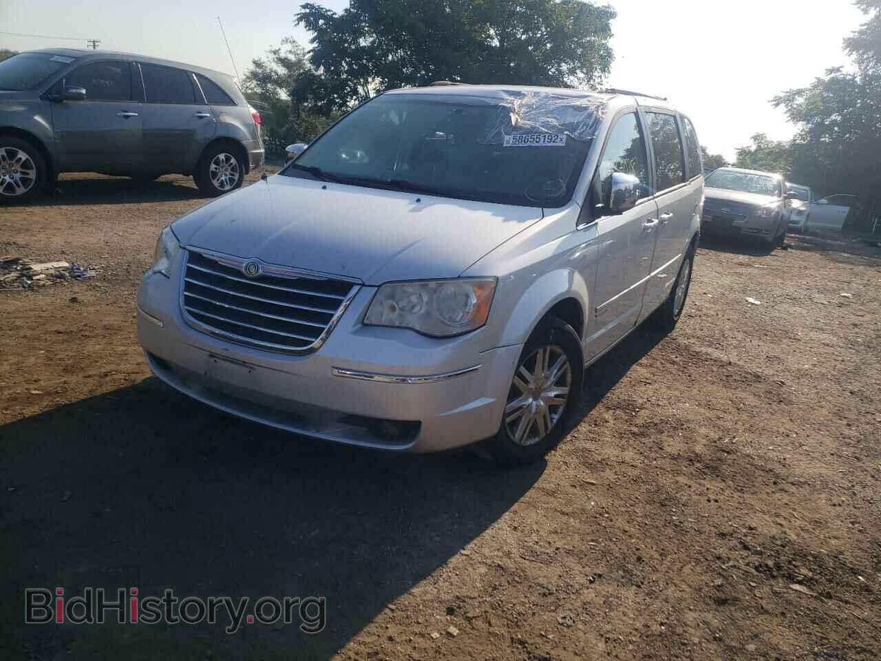 2010 CHRYSLER MINIVAN - VIN: 2A4RR5DX7AR279465 - Photo 2