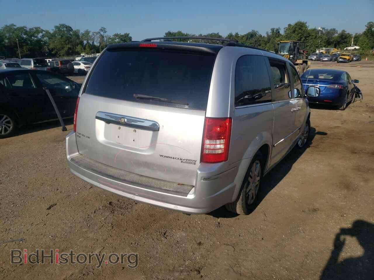 2010 CHRYSLER MINIVAN - VIN: 2A4RR5DX7AR279465 - Photo 4