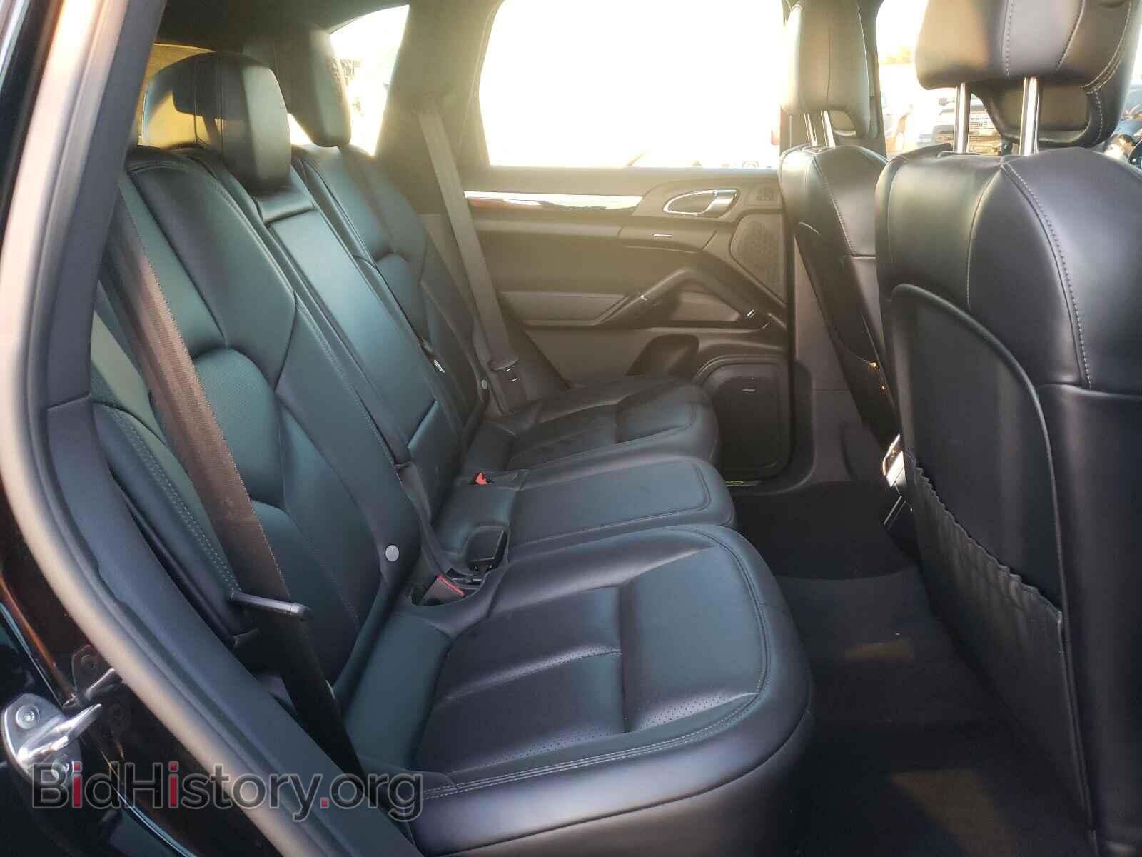 2017 PORSCHE CAYENNE - VIN: WP1AE2A26HLA69334 - Фото 6