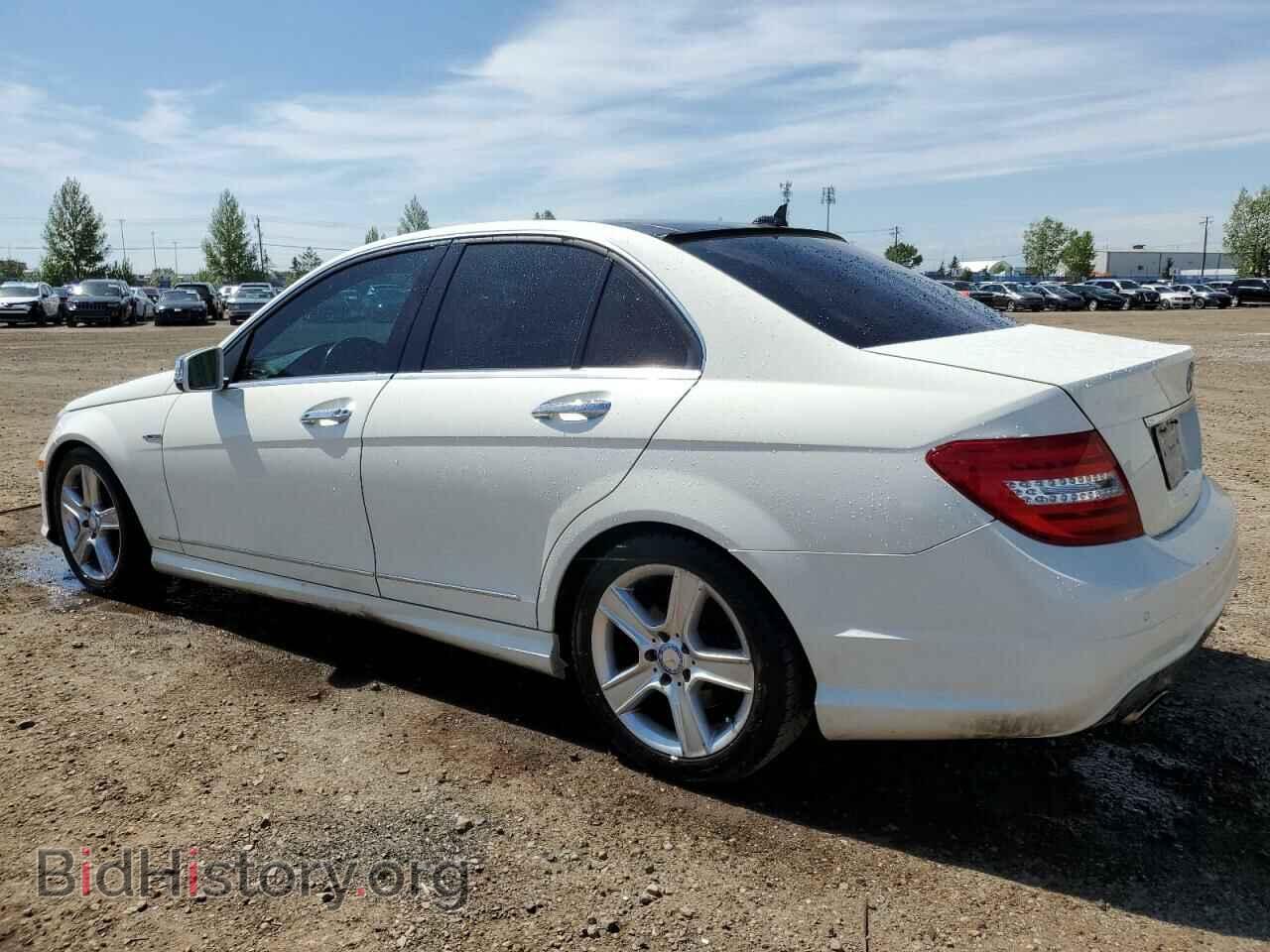 2012 MERCEDES-BENZ C-CLASS - VIN: WDDGF8BB3CF924577 - Фото 2