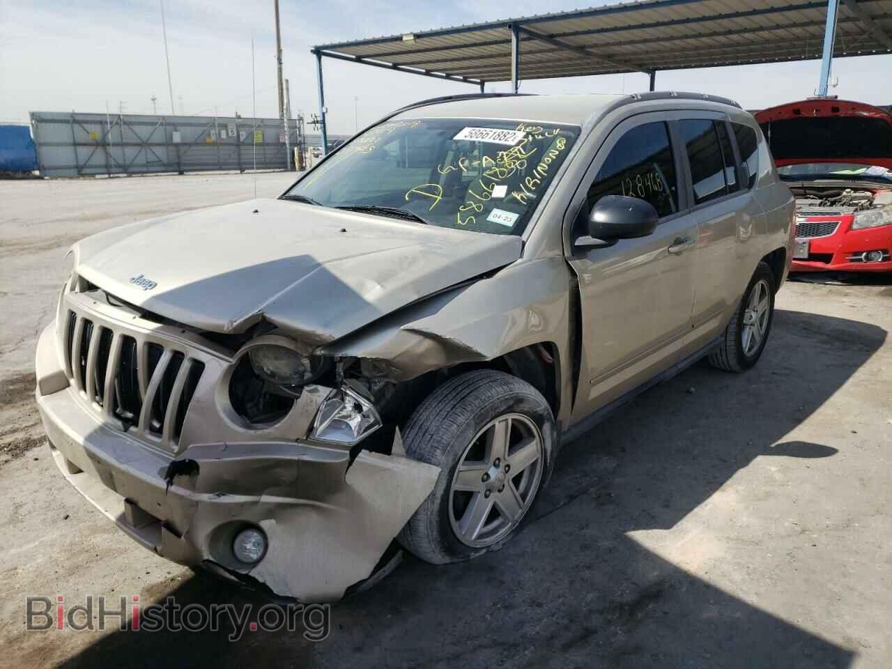 2010 JEEP COMPASS - VIN: 1J4NT4FB2AD608930 - Фото 2