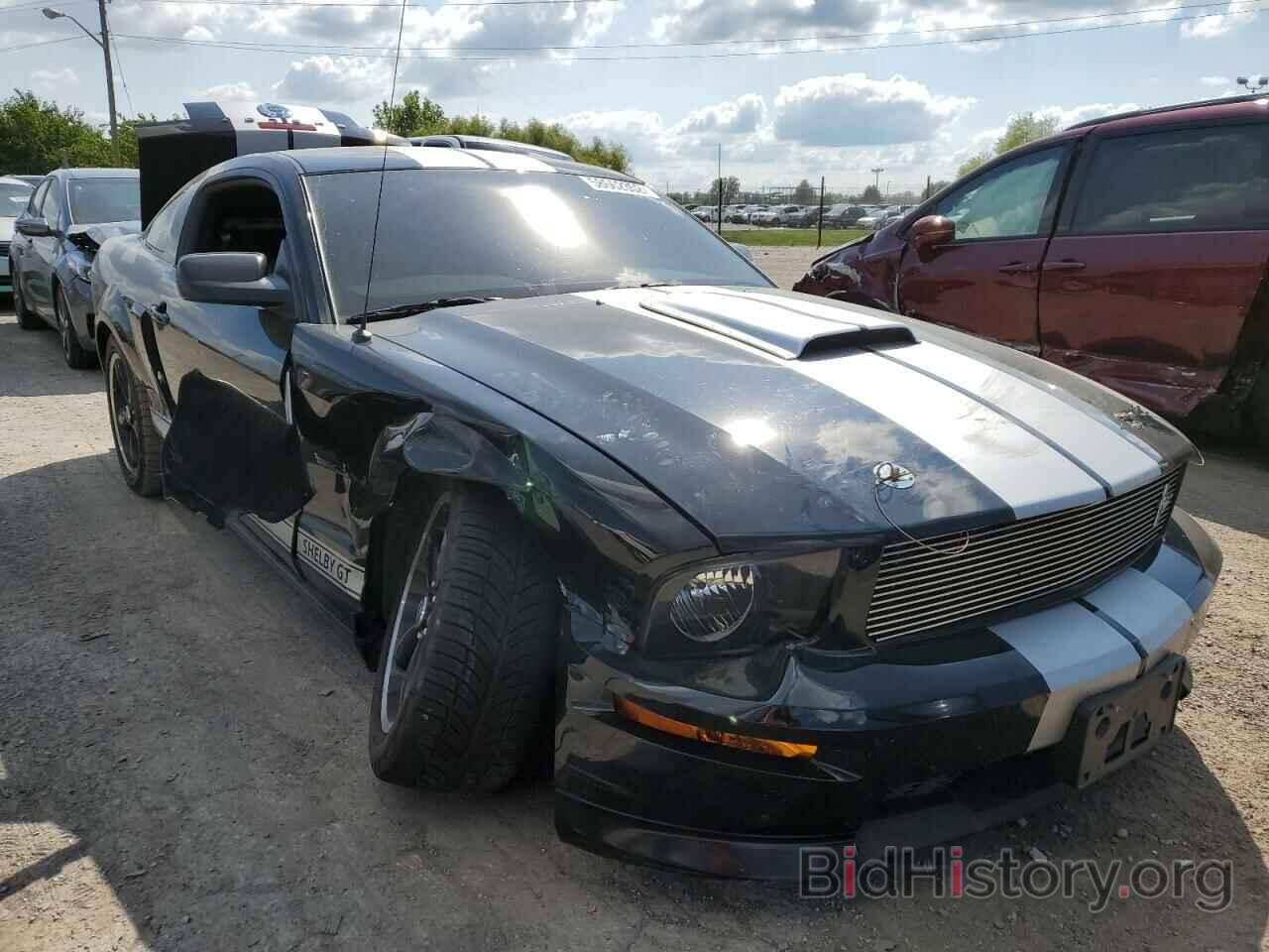 Photo 1ZVHT82H375301836 - FORD MUSTANG 2007