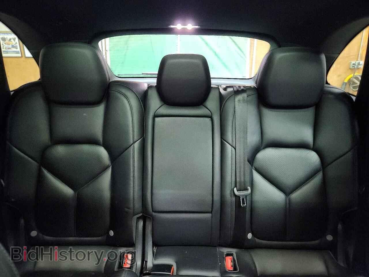 2016 PORSCHE CAYENNE - VIN: WP1AE2A21GLA62466 - Photo 10