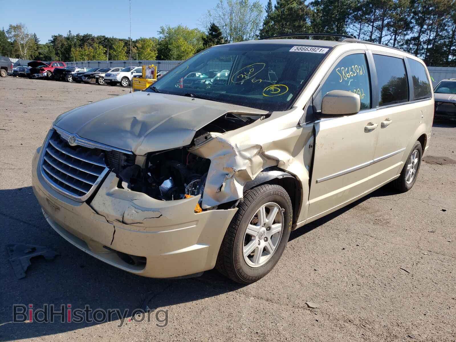 2010 CHRYSLER MINIVAN - VIN: 2A4RR5D17AR298433 - Фото 2