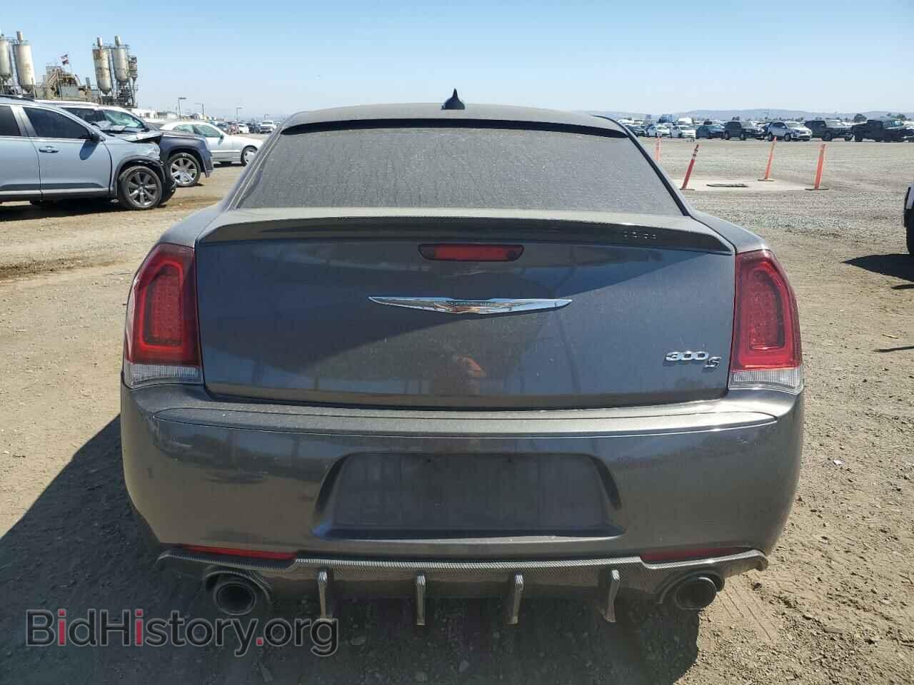 2019 CHRYSLER 300 - VIN: 2C3CCABG9KH562910 - Фото 6