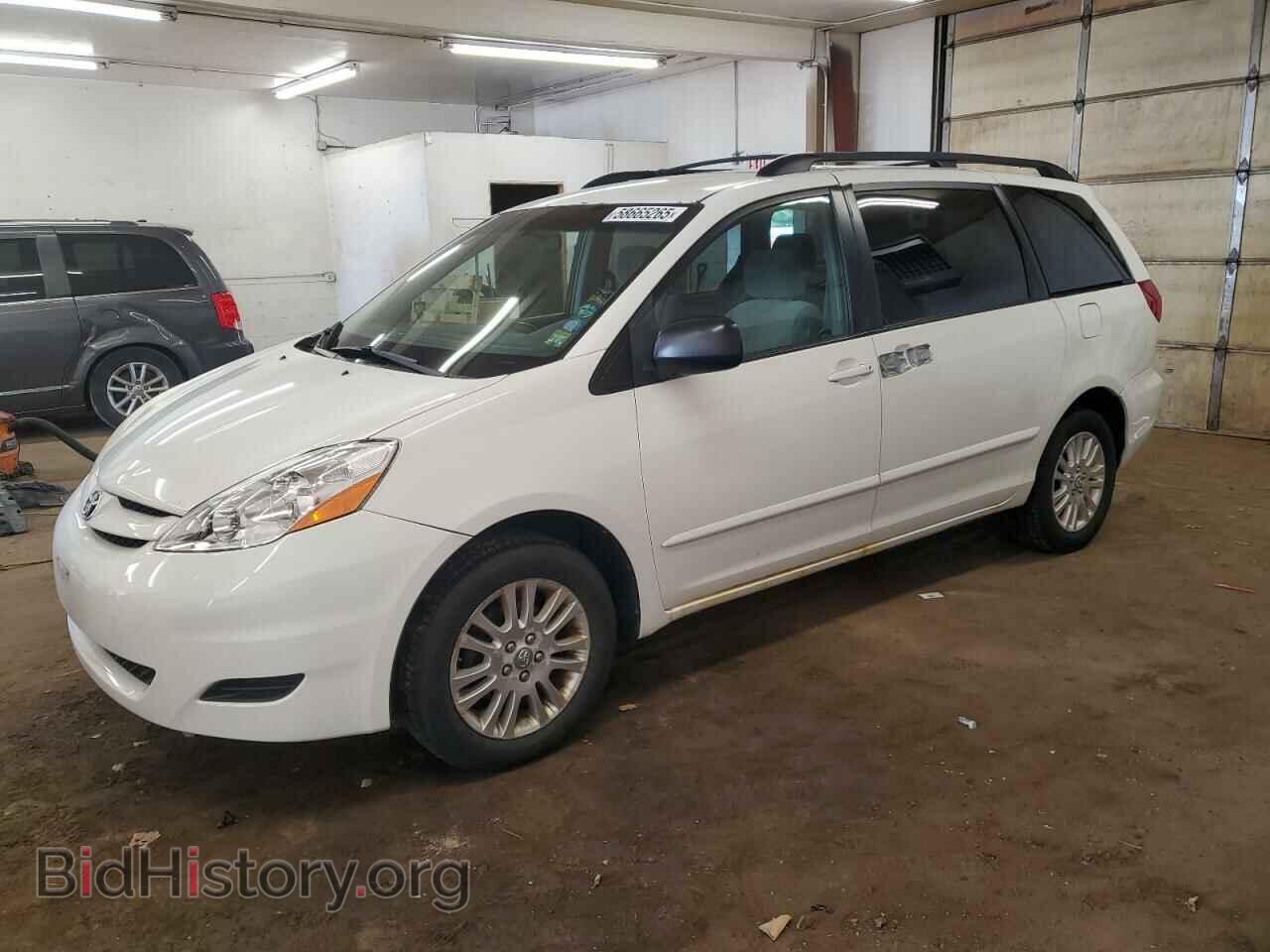 Photo 5TDBK23C38S012253 - TOYOTA All Models 2008