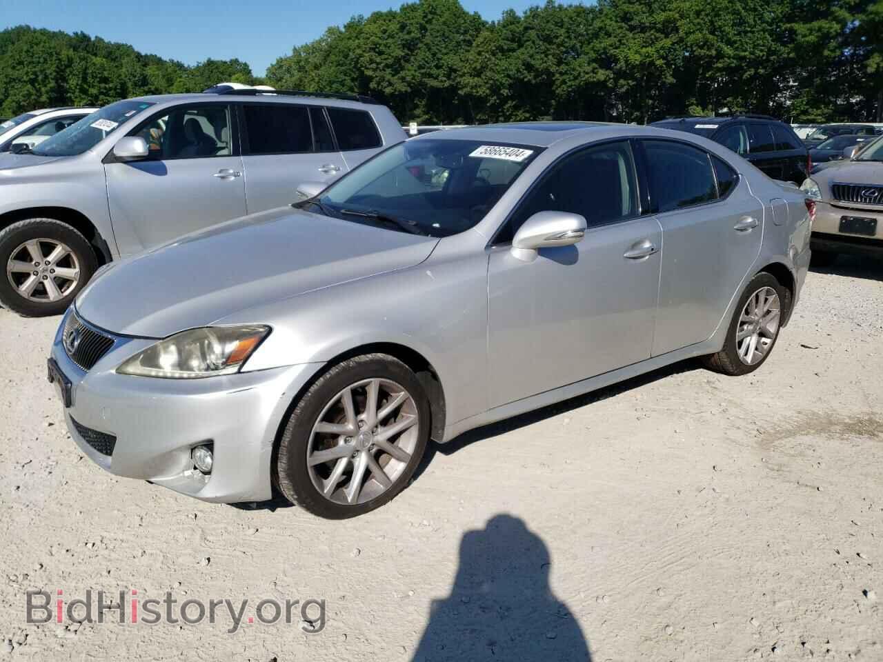 Photo JTHCF5C21B5045653 - LEXUS IS 2011