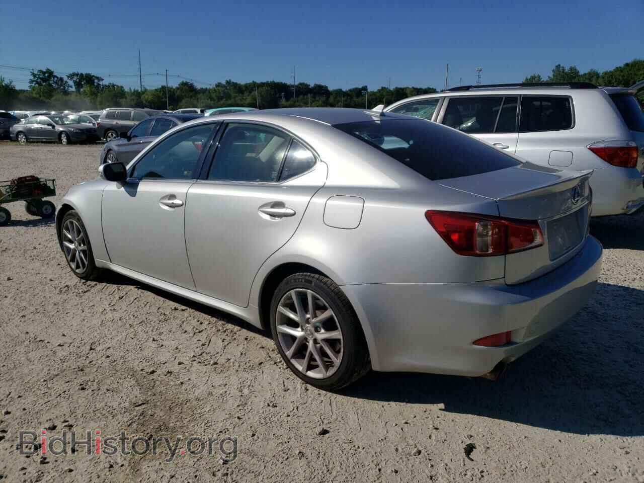 2011 LEXUS IS - VIN: JTHCF5C21B5045653 - Photo 2