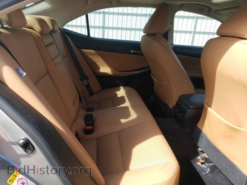 2014 Lexus IS (VIN JTHCF1D23E5014819) — photo 6 of 10