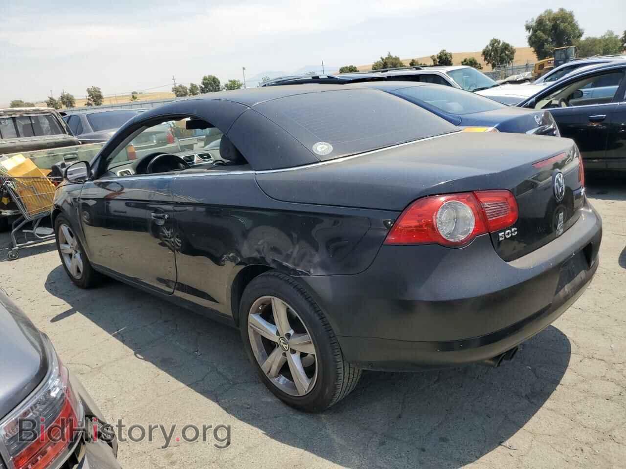 2007 VOLKSWAGEN EOS - VIN: WVWDA71F27V013467 - Фото 2