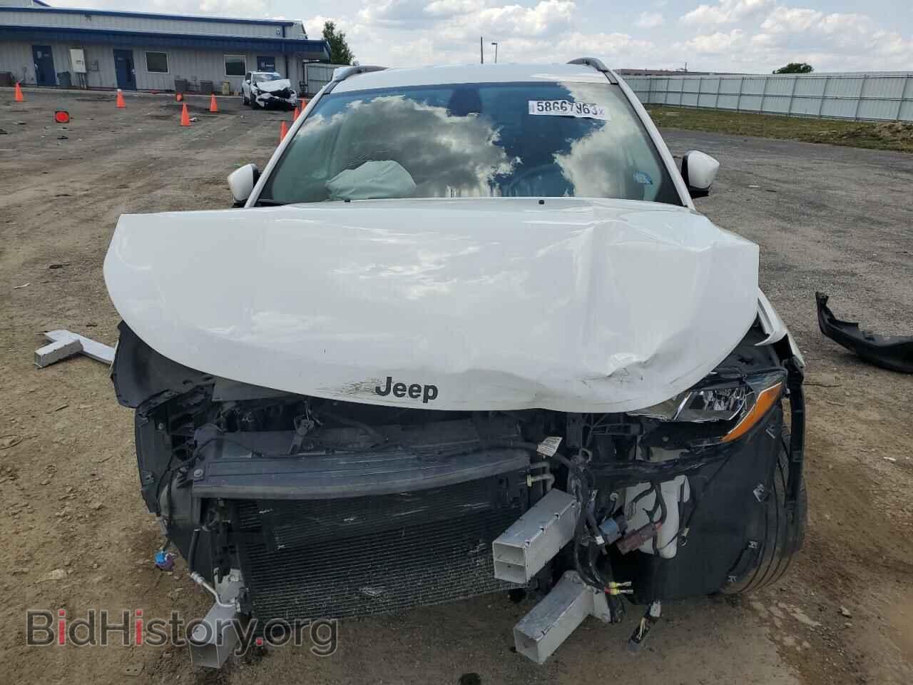 2018 JEEP COMPASS - VIN: 3C4NJDBBXJT168323 - Фото 5