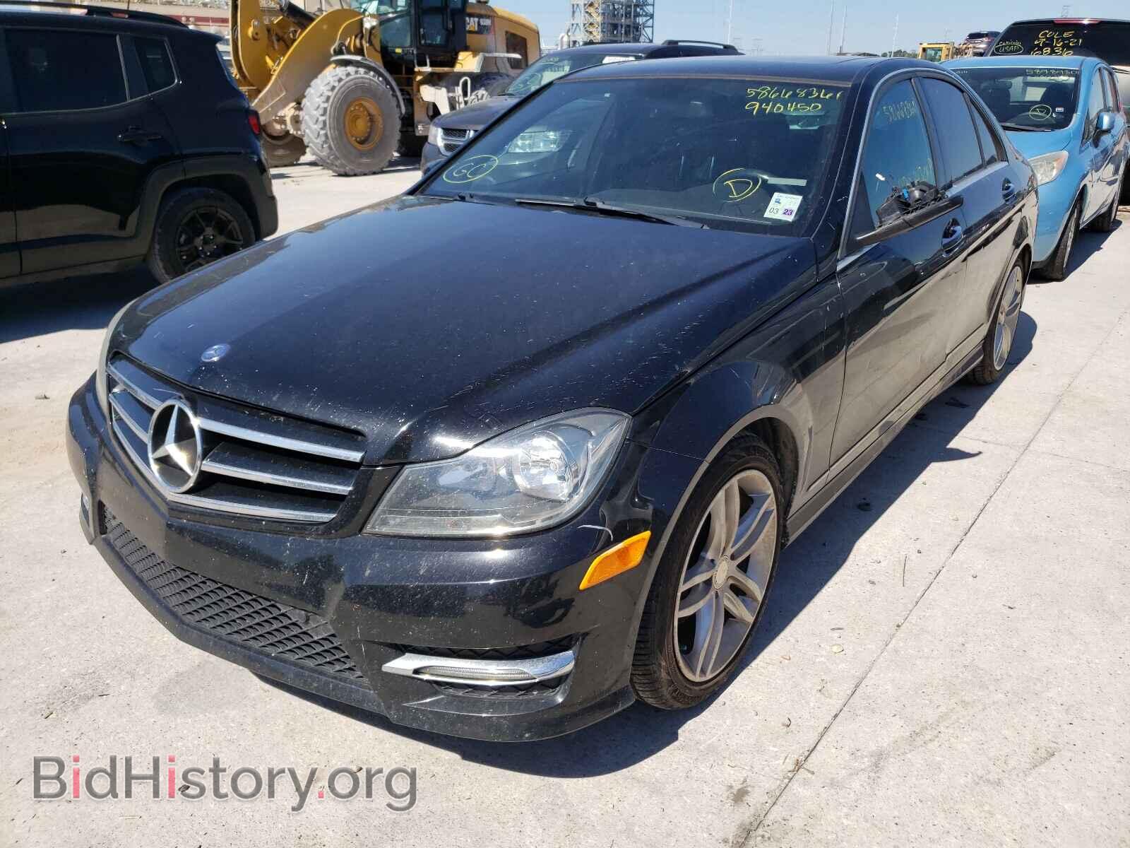 2014 MERCEDES-BENZ C-CLASS - VIN: WDDGF4HB4EA940450 - Фото 2