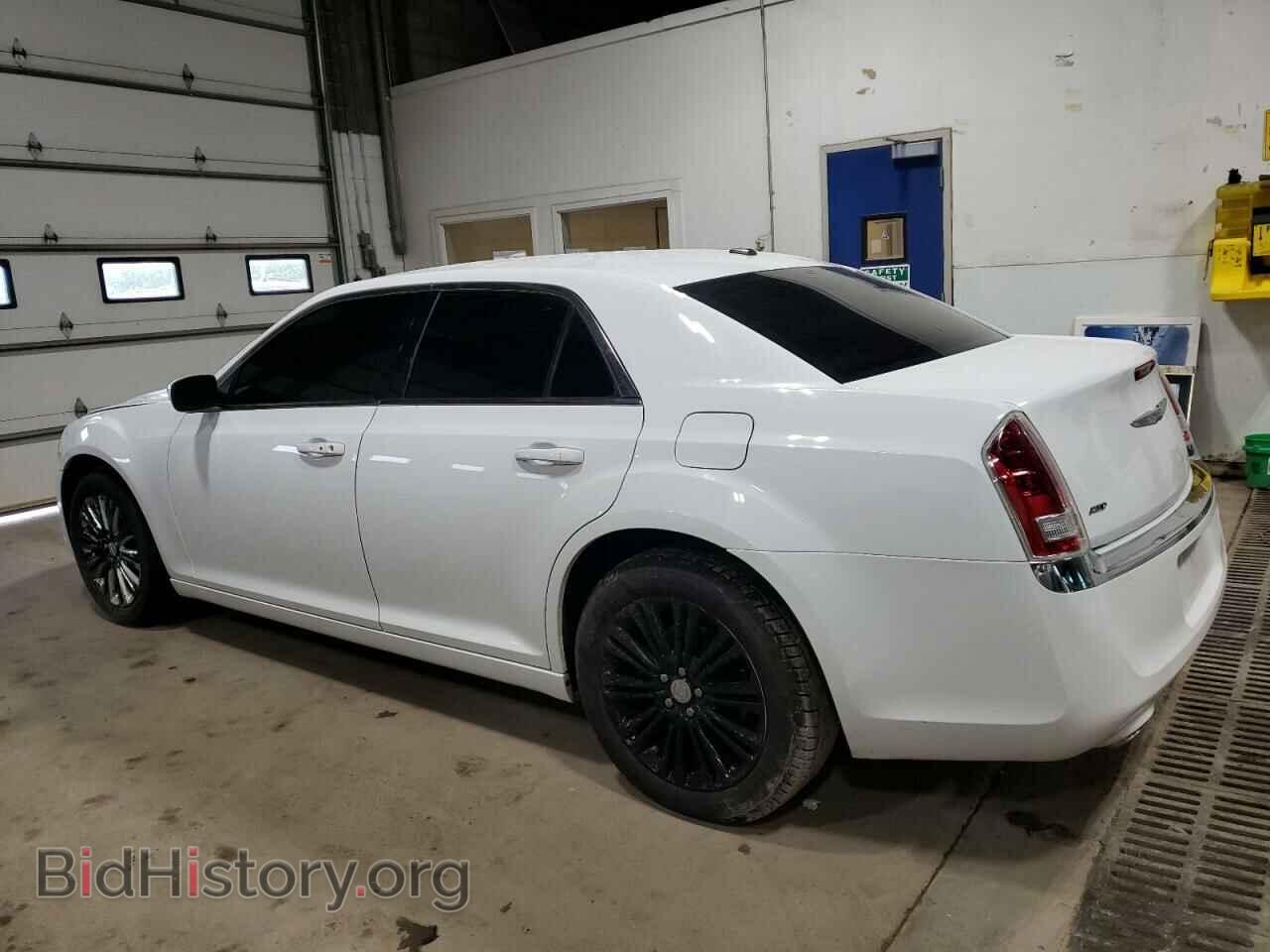 2014 CHRYSLER 300 - VIN: 2C3CCARGXEH120759 - Фото 2