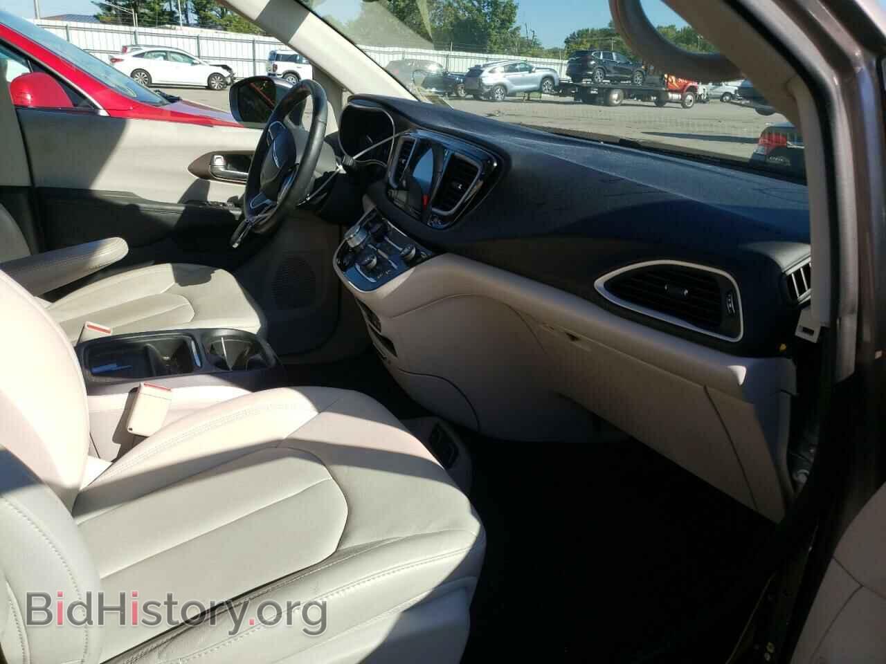 2017 CHRYSLER PACIFICA - VIN: 2C4RC1BG0HR670048 - Photo 5