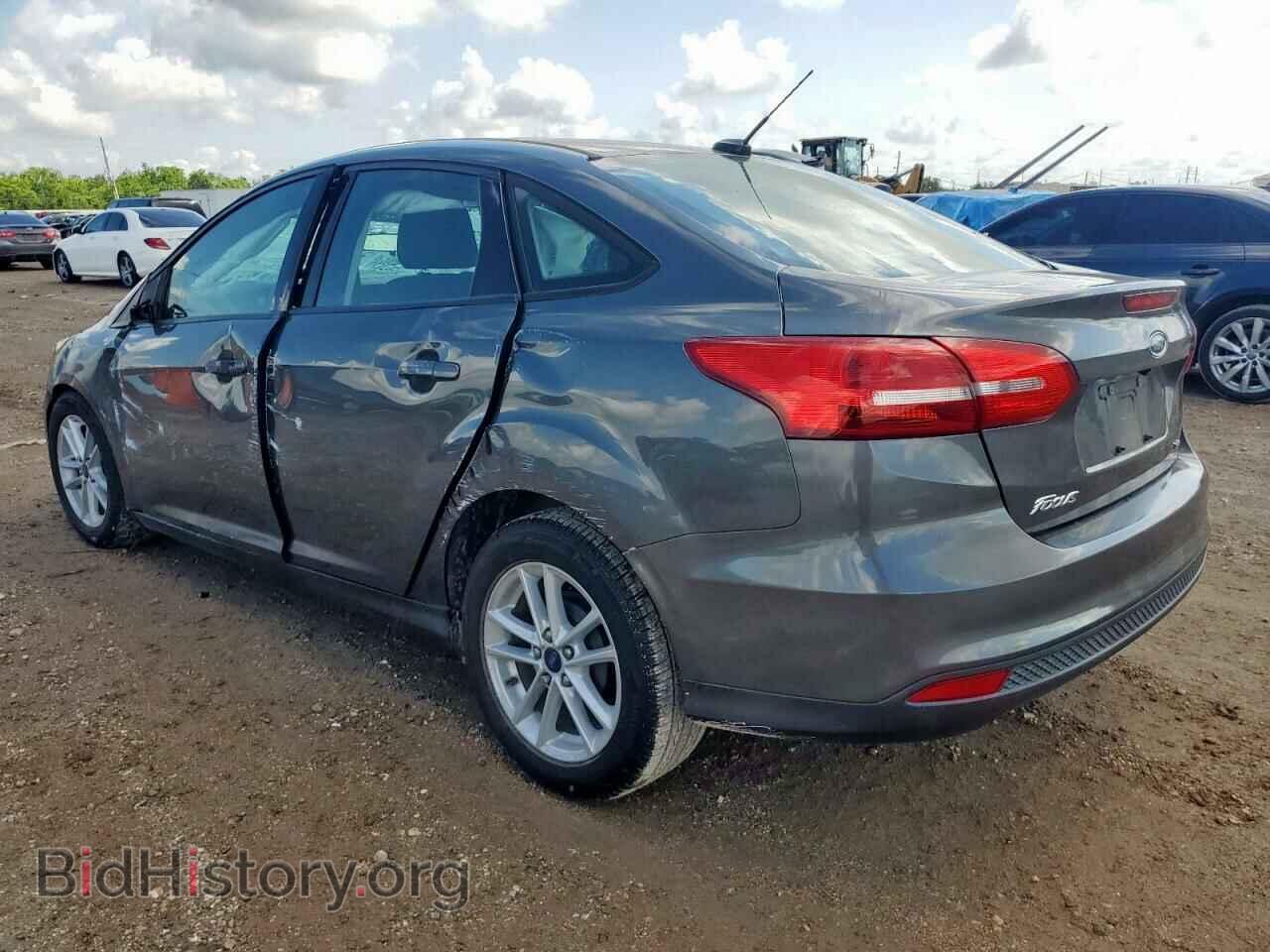 2017 FORD FOCUS - VIN: 1FADP3F23HL332523 - Фото 2