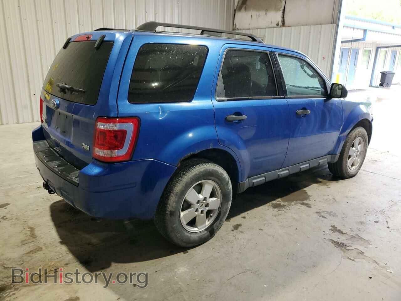 2011 FORD ESCAPE - VIN: 1FMCU9DG7BKA67176 - Фото 3