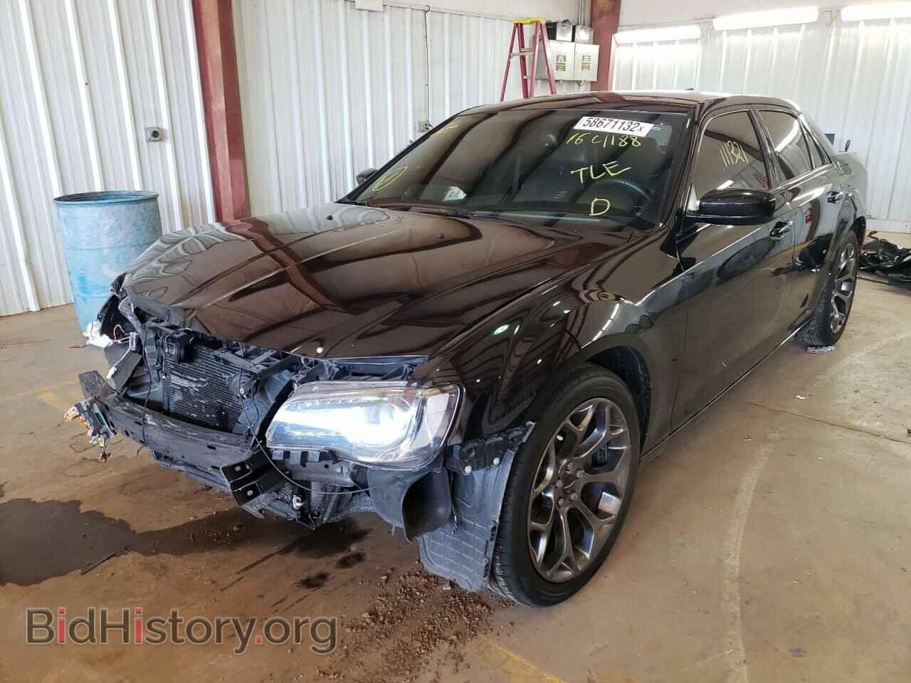 2016 CHRYSLER 300 - VIN: 2C3CCABG8GH164188 - Фото 2