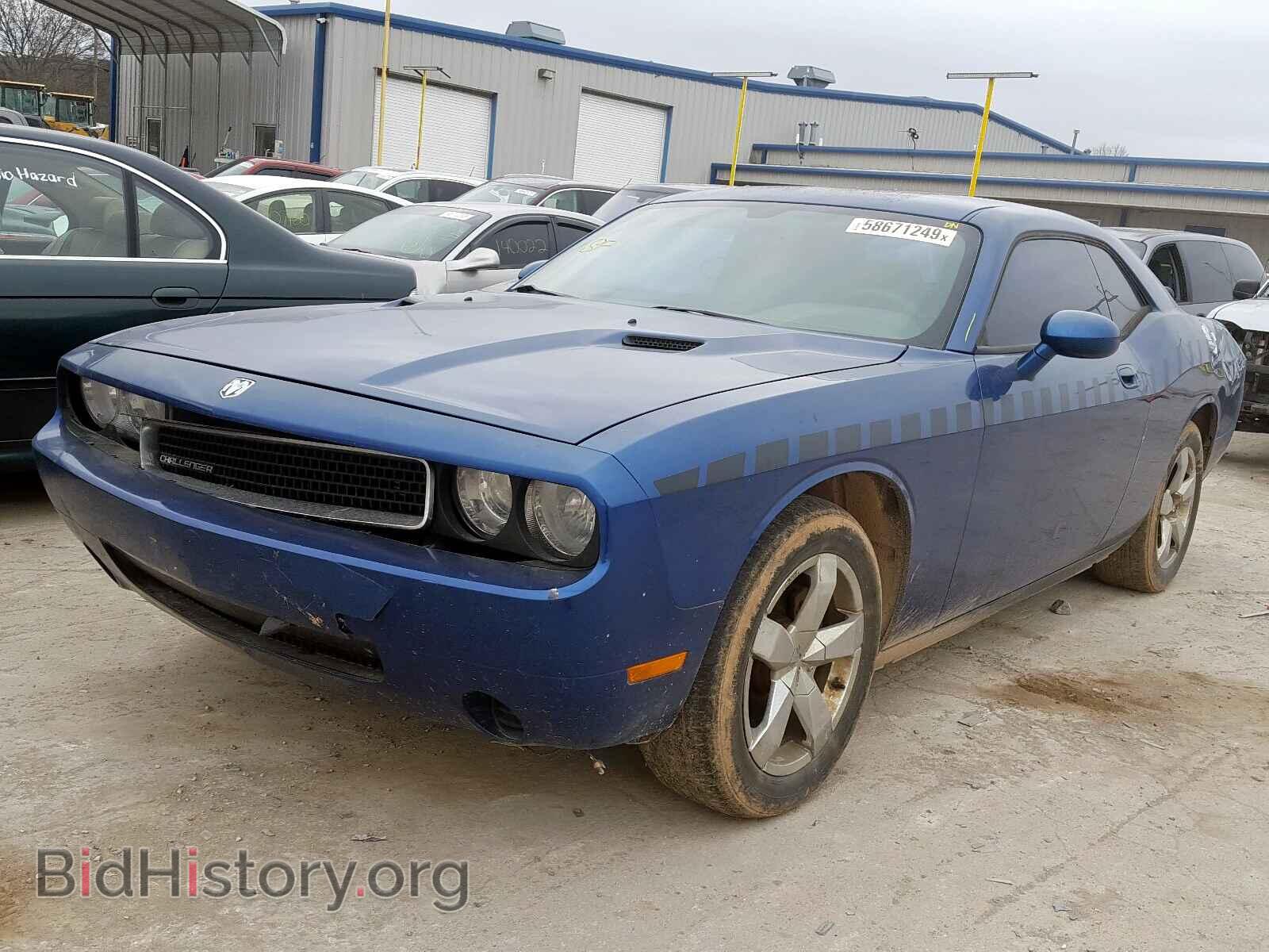 2010 DODGE CHALLENGER - VIN: 2B3CJ4DV3AH102639 - Photo 2