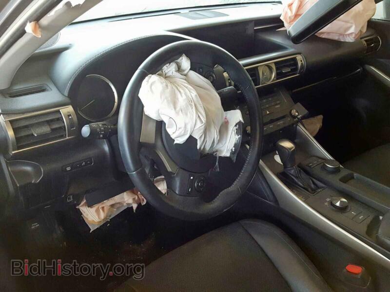 2015 Lexus IS (VIN JTHBF1D26F5052008) — photo 9 of 10