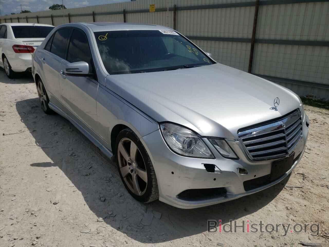 Photo WDDHF5GB3BA340428 - MERCEDES-BENZ E-CLASS 2011