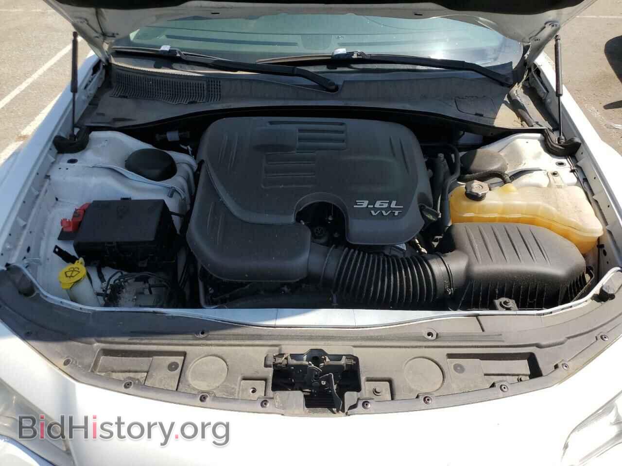 2018 CHRYSLER 300 - VIN: 2C3CCAEG3JH319829 - Фото 11