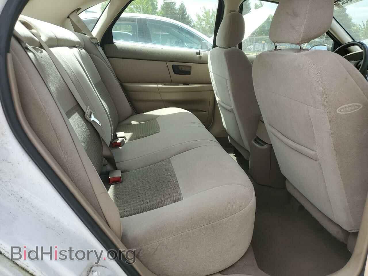 2007 FORD TAURUS - VIN: 1FAHP56U37A186424 - Фото 10