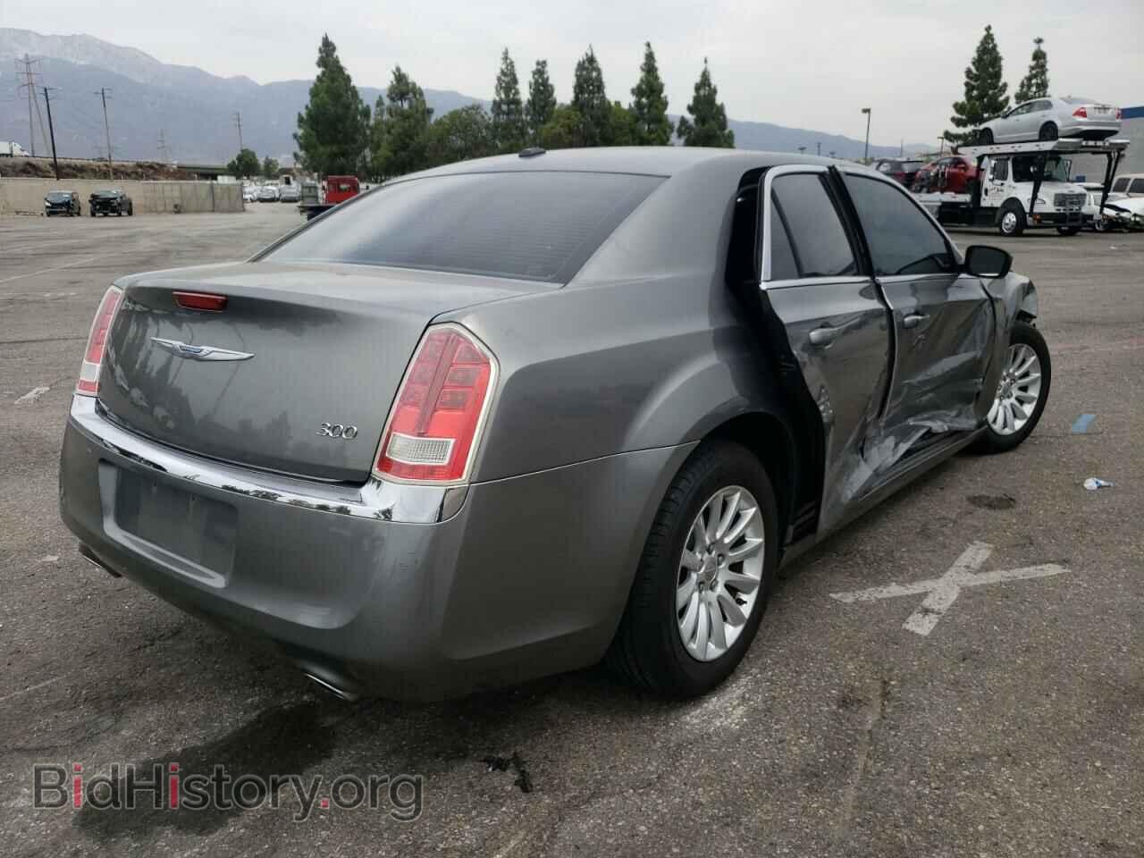 2012 CHRYSLER 300 - VIN: 2C3CCAAG5CH312759 - Фото 4