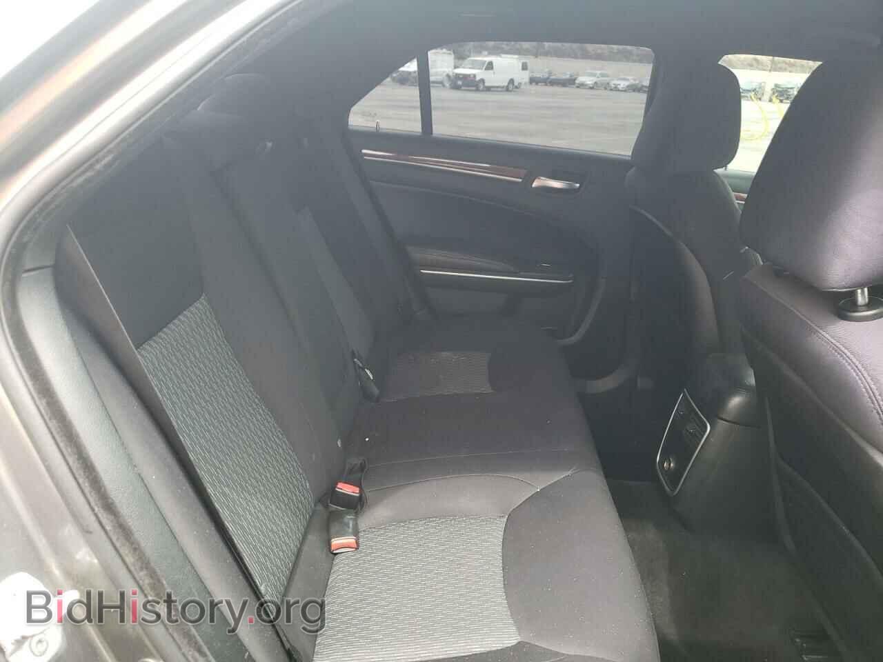 2012 CHRYSLER 300 - VIN: 2C3CCAAG5CH312759 - Фото 6