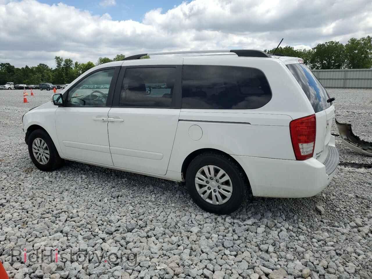 2011 KIA All Models - VIN: KNDMG4C7XB6409295 - Фото 2