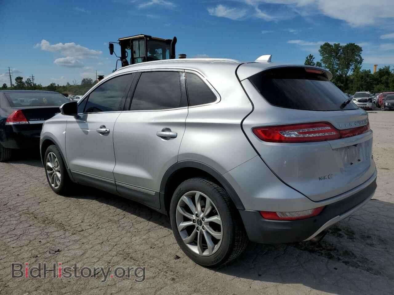 2016 LINCOLN MKC - VIN: 5LMCJ2D93GUJ23270 - Photo 2