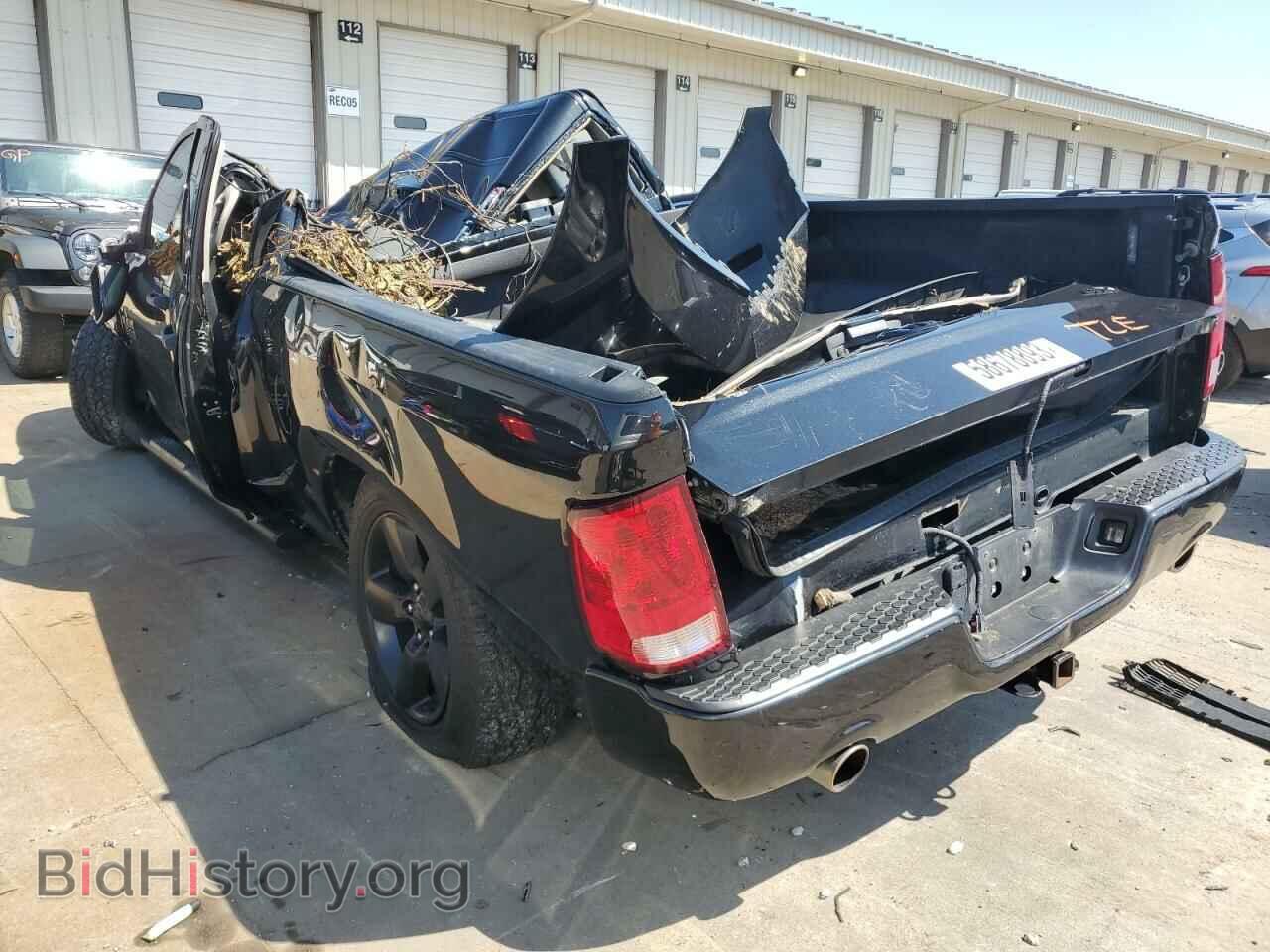 2018 RAM 1500 - VIN: 1C6RR7FT0JS175403 - Photo 2