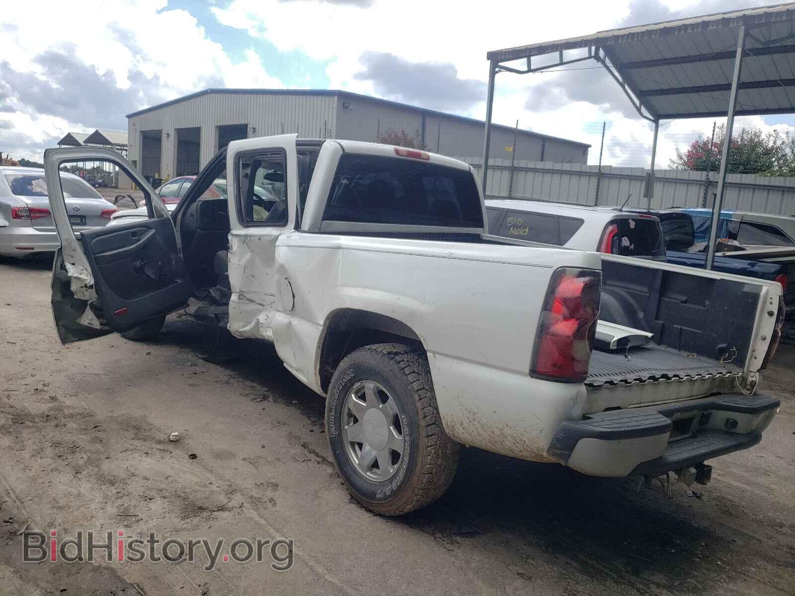 2006 CHEVROLET SILVERADO - VIN: 1GCEC19V86Z276111 - Фото 3