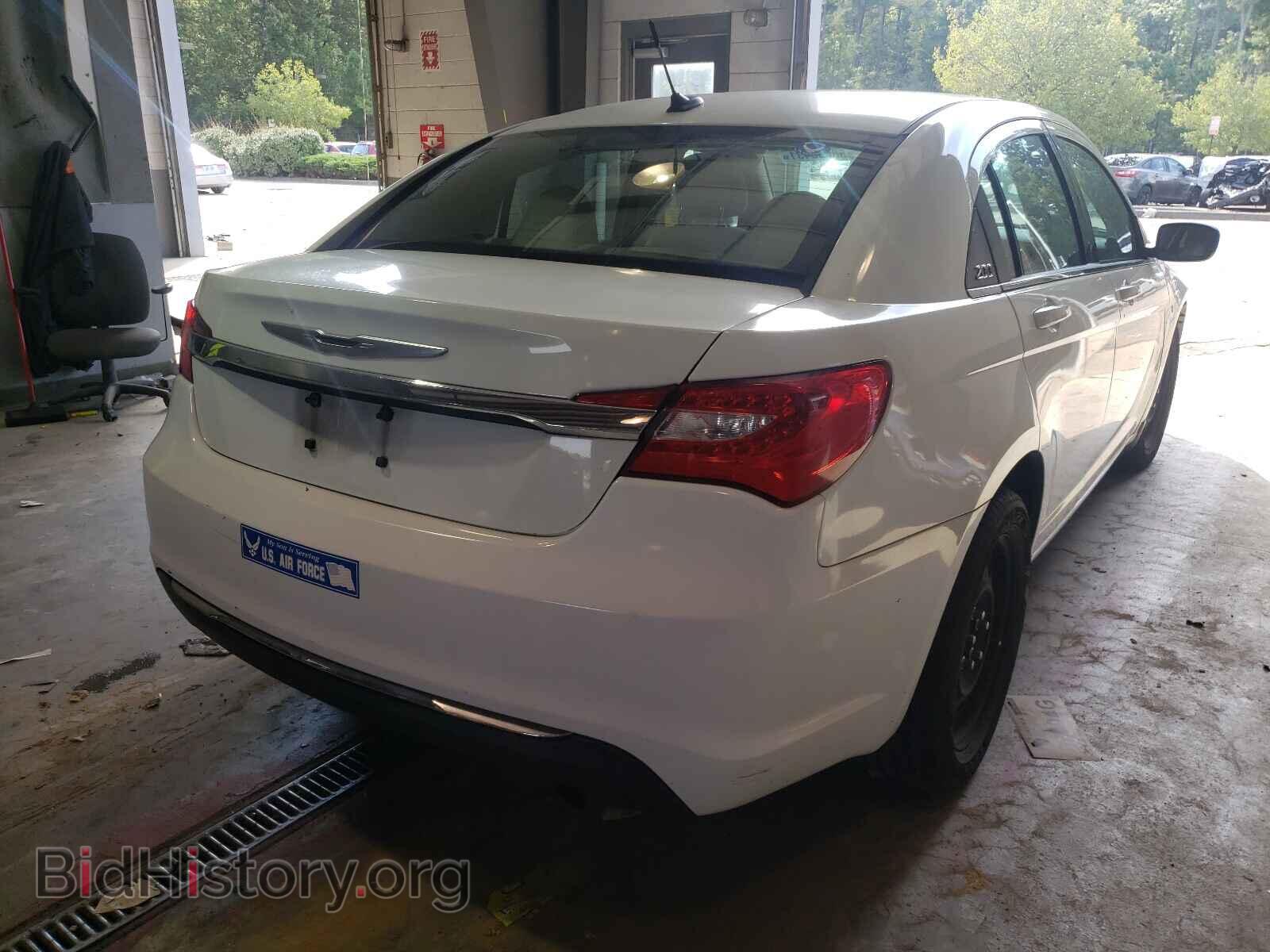 2012 CHRYSLER 200 - VIN: 1C3CCBAB3CN145335 - Фото 4