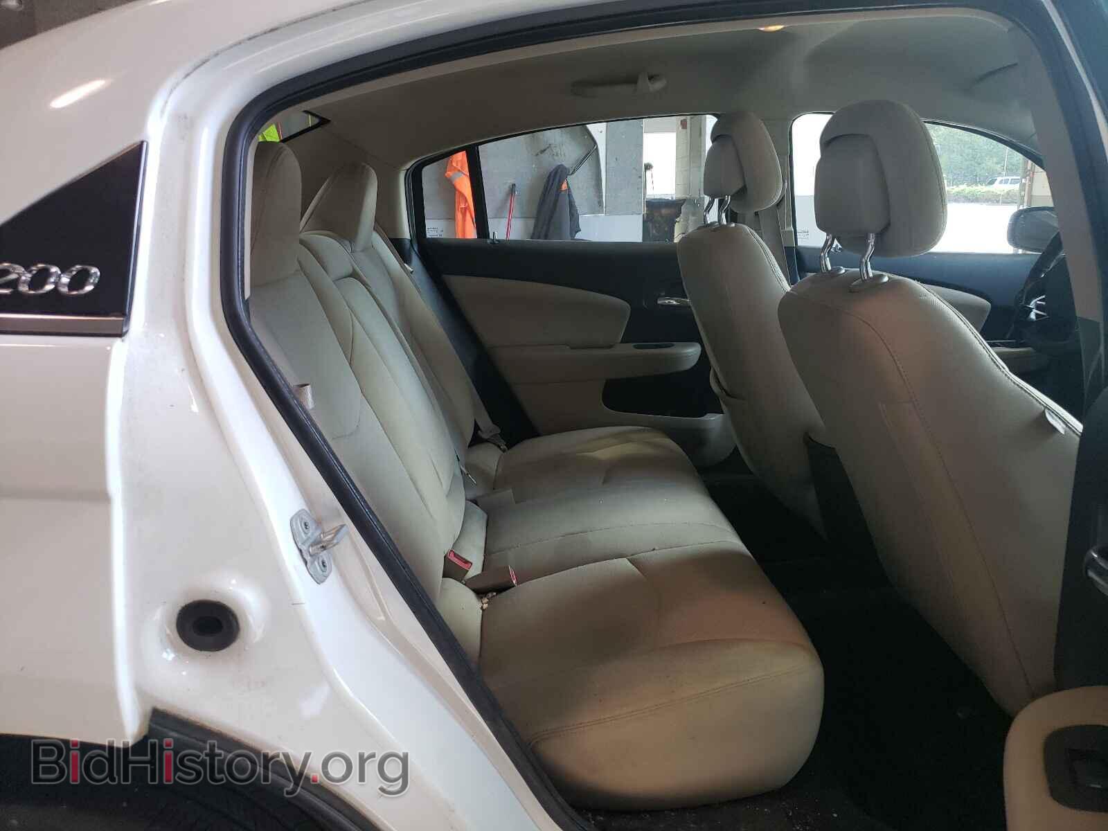 2012 CHRYSLER 200 - VIN: 1C3CCBAB3CN145335 - Фото 6