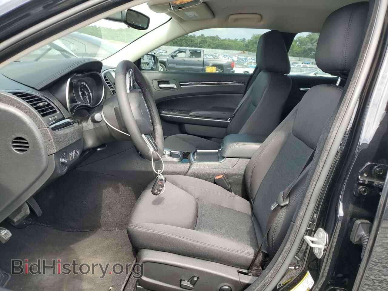 2023 CHRYSLER 300 - VIN: 2C3CCAAG3PH707609 - Фото 7
