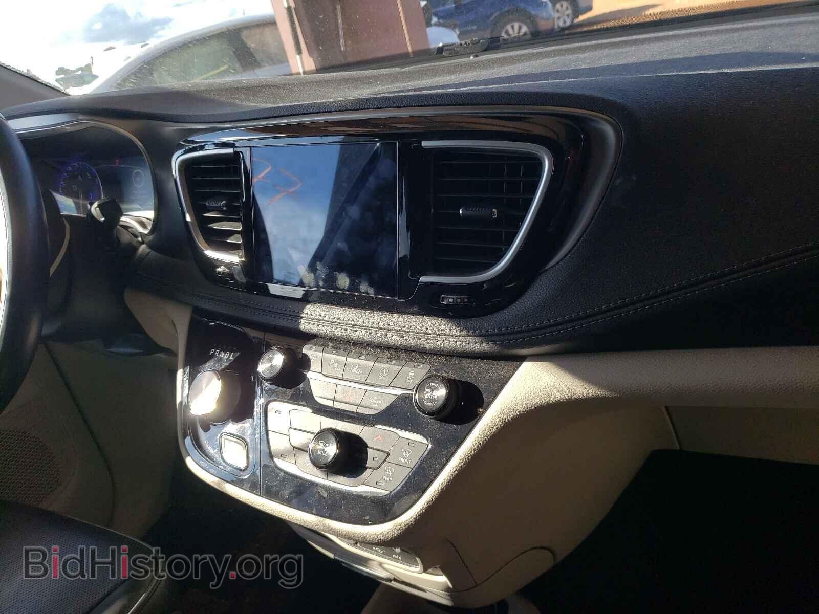 2018 CHRYSLER PACIFICA - VIN: 2C4RC1GG3JR174479 - Фото 9
