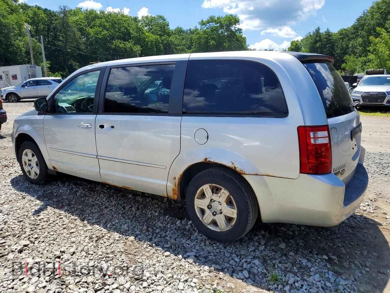 2010 DODGE CARAVAN - VIN: 2D4RN4DE5AR134602 - Фото 2