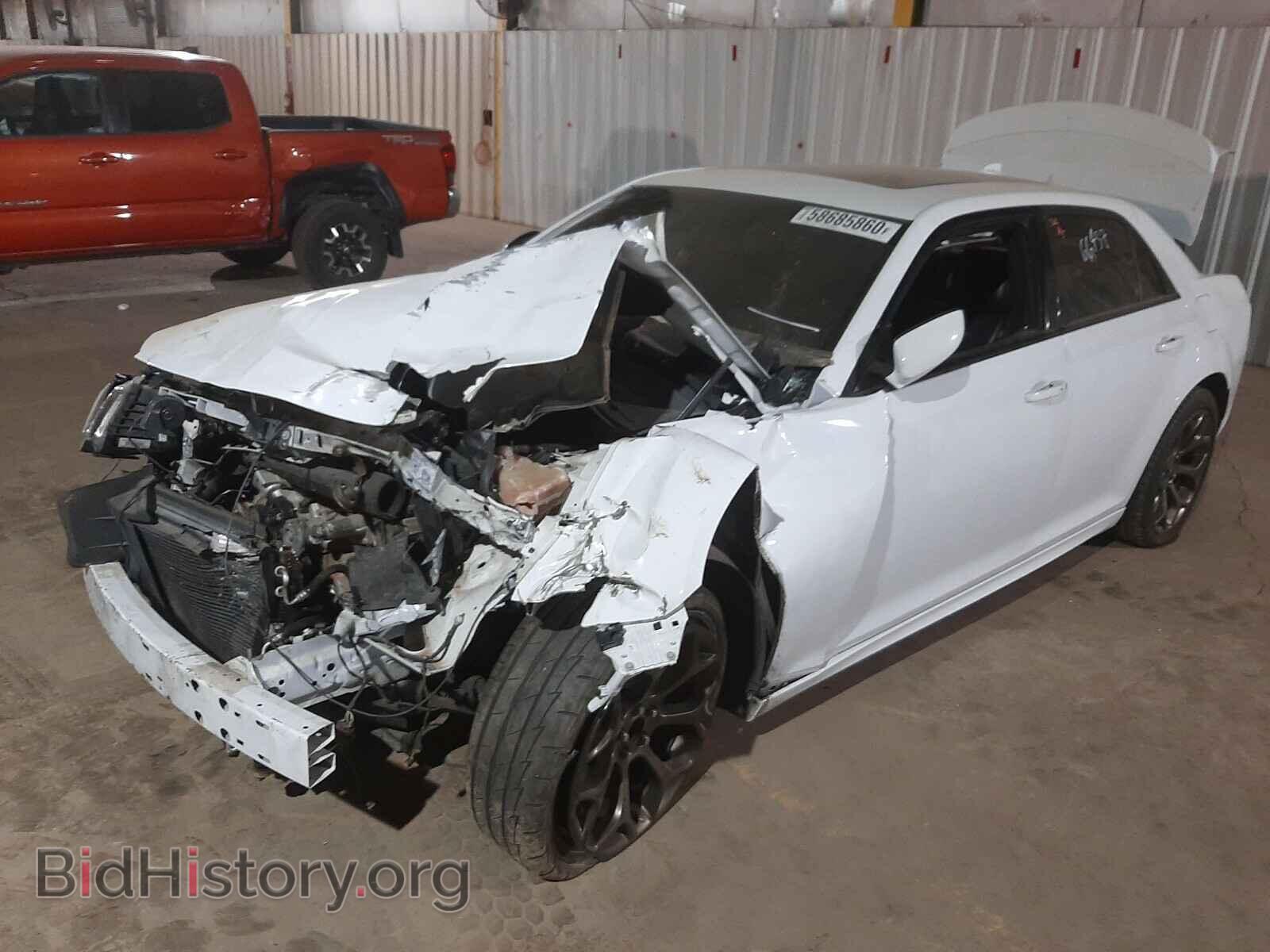 2017 CHRYSLER 300 - VIN: 2C3CCABT6HH512259 - Фото 2