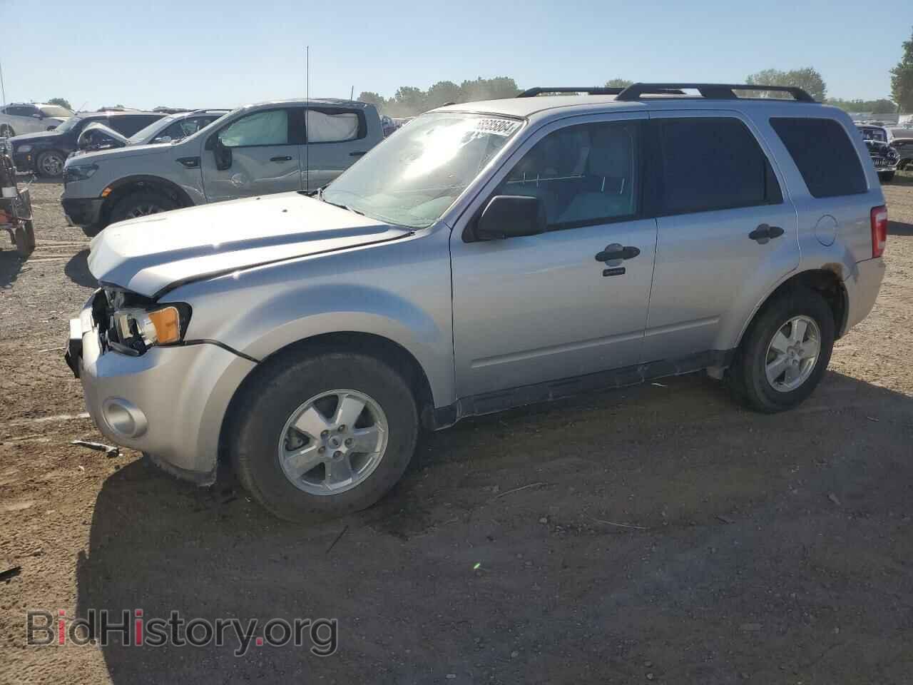 Photo 1FMCU9D73BKB72250 - FORD ESCAPE 2011