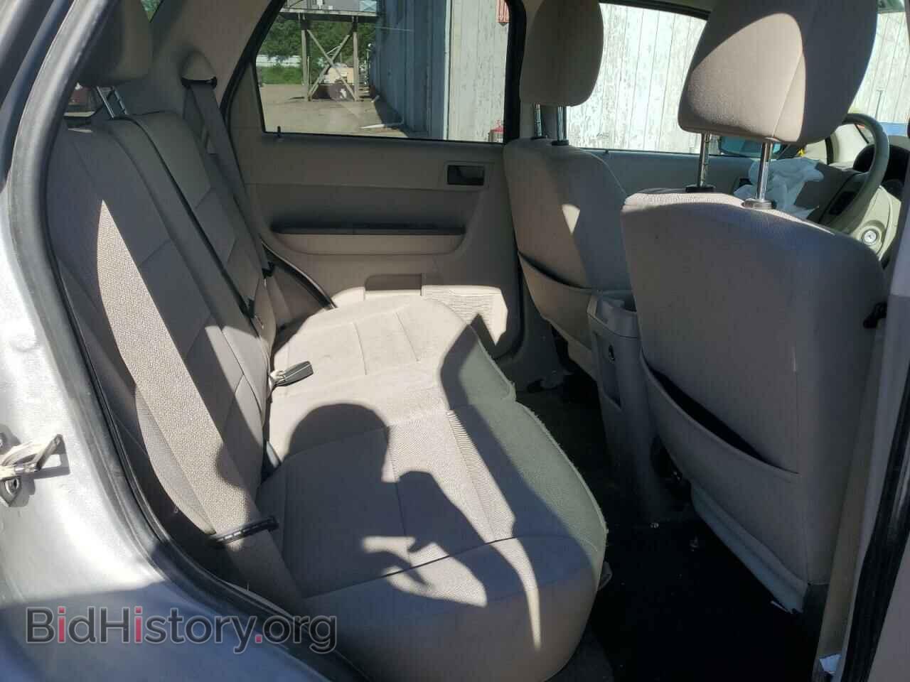2011 FORD ESCAPE - VIN: 1FMCU9D73BKB72250 - Photo 11