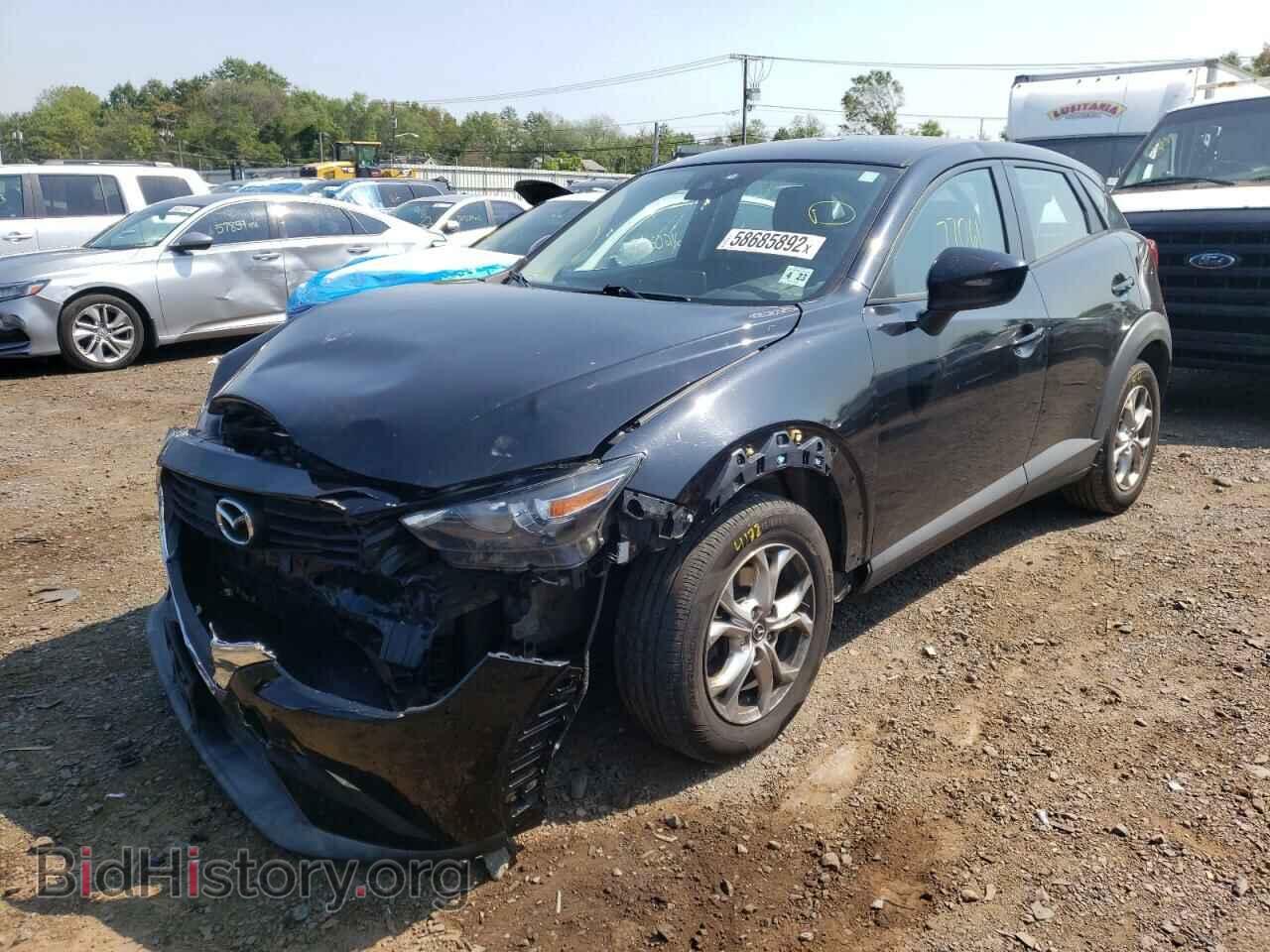 2018 MAZDA CX-3 - VIN: JM1DKFB7XJ0318427 - Фото 2