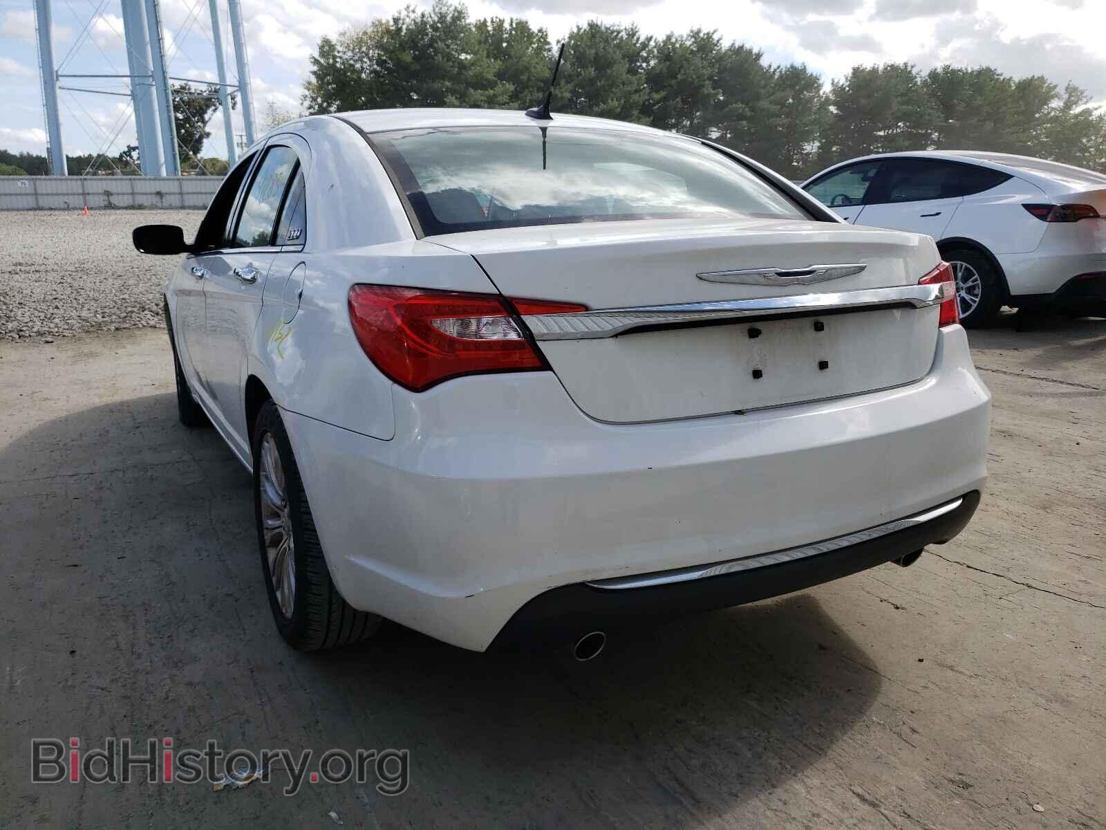 2013 CHRYSLER 200 - VIN: 1C3CCBCG9DN520834 - Фото 3