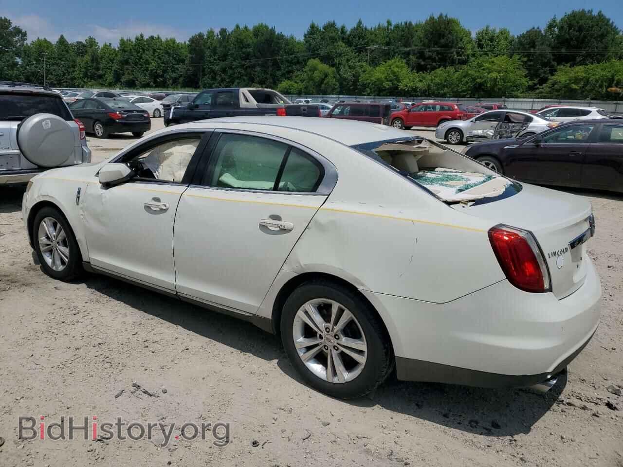 2010 LINCOLN MKS - VIN: 1LNHL9DR7AG604821 - Фото 2