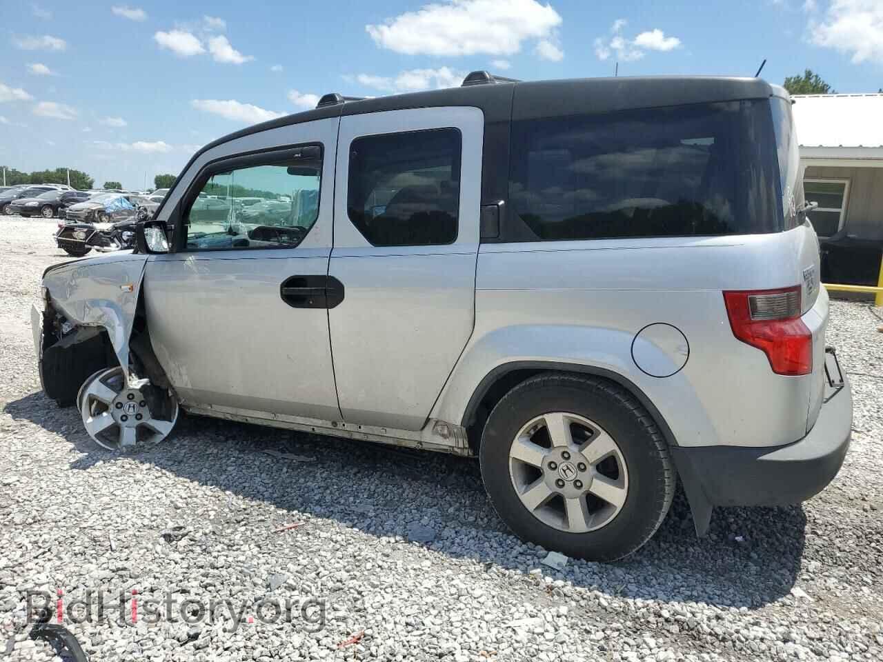 2011 HONDA ELEMENT - VIN: 5J6YH2H76BL005286 - Photo 2