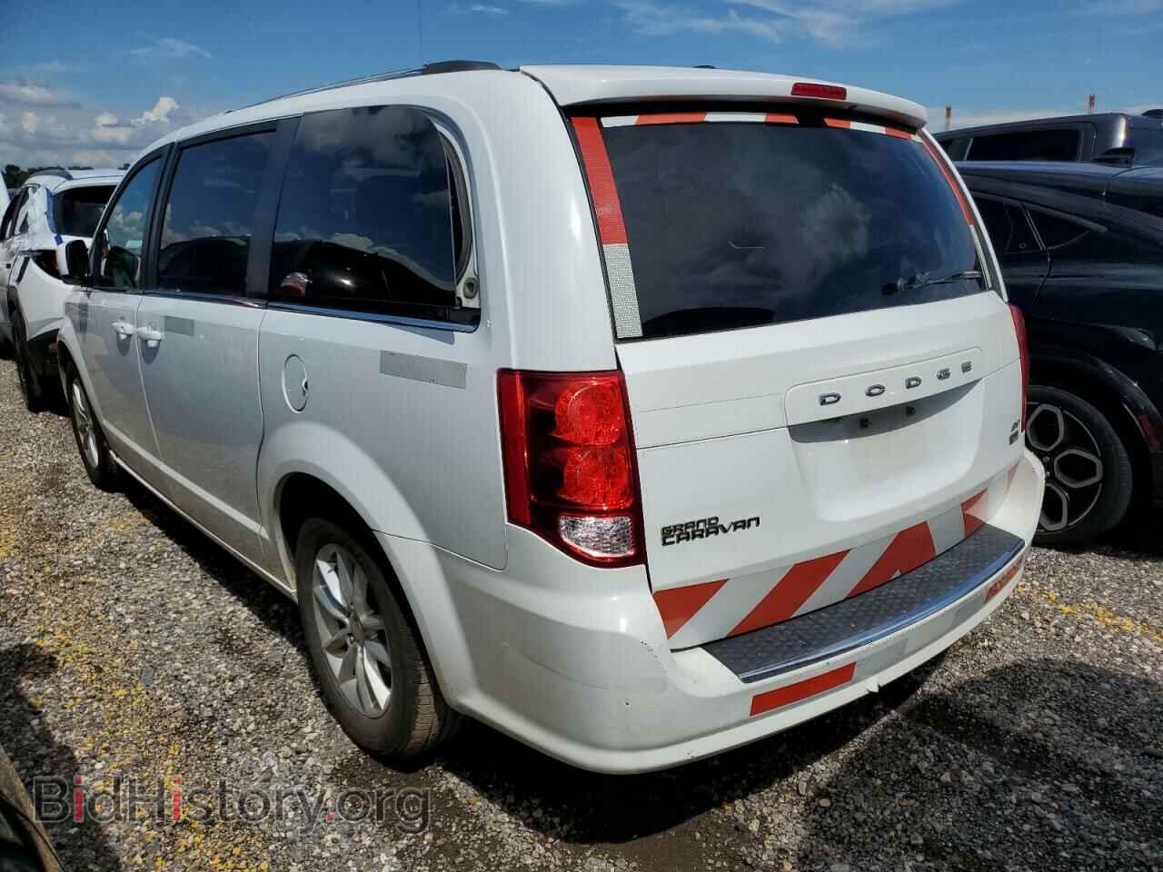 2018 DODGE CARAVAN - VIN: 2C4RDGCG2JR359807 - Фото 2