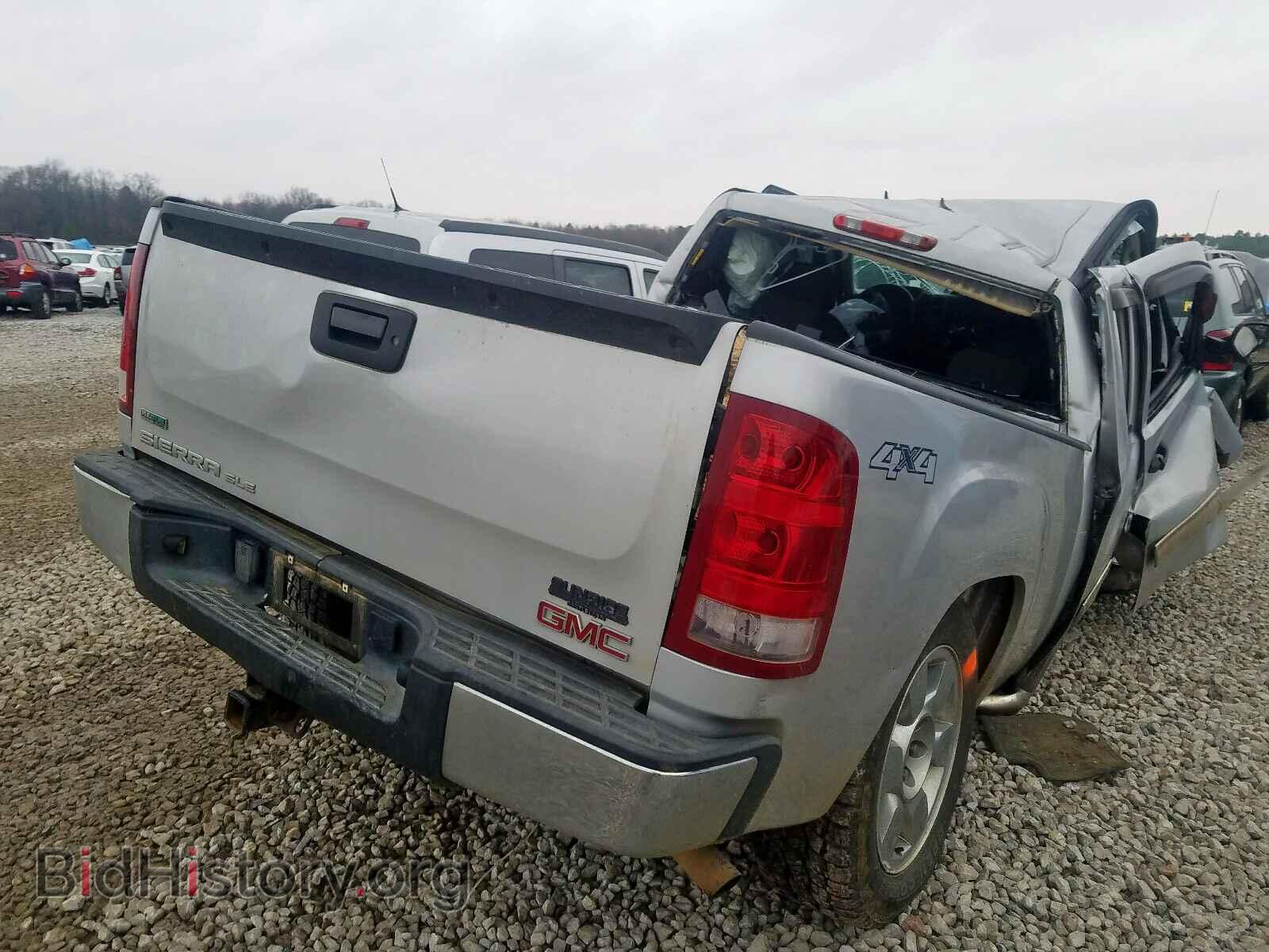 2010 GMC SIERRA K15 - VIN: 1GTSKVE33AZ205120 - Фото 4