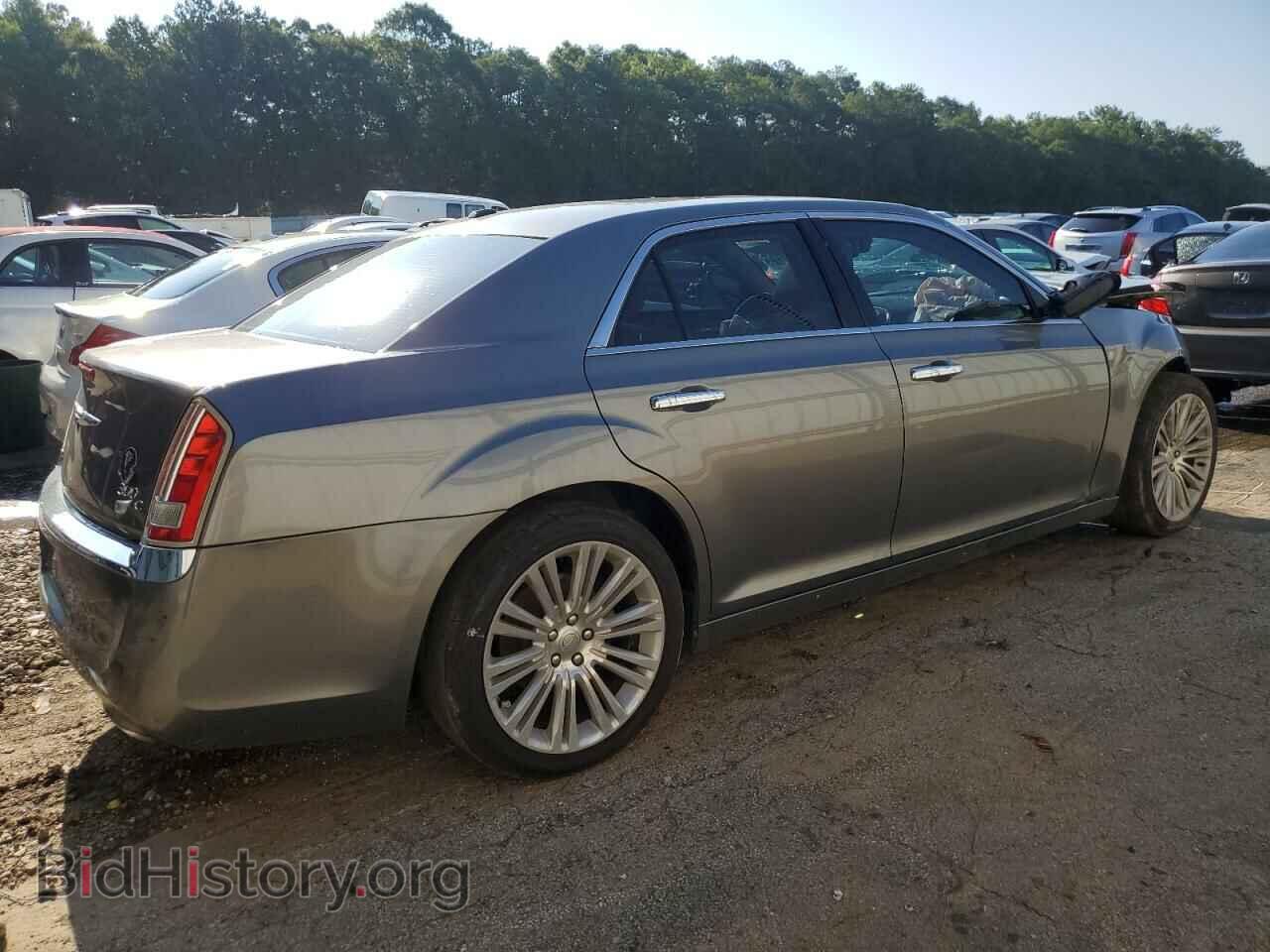 2011 CHRYSLER 300 - VIN: 2C3CA6CT6BH592235 - Фото 3