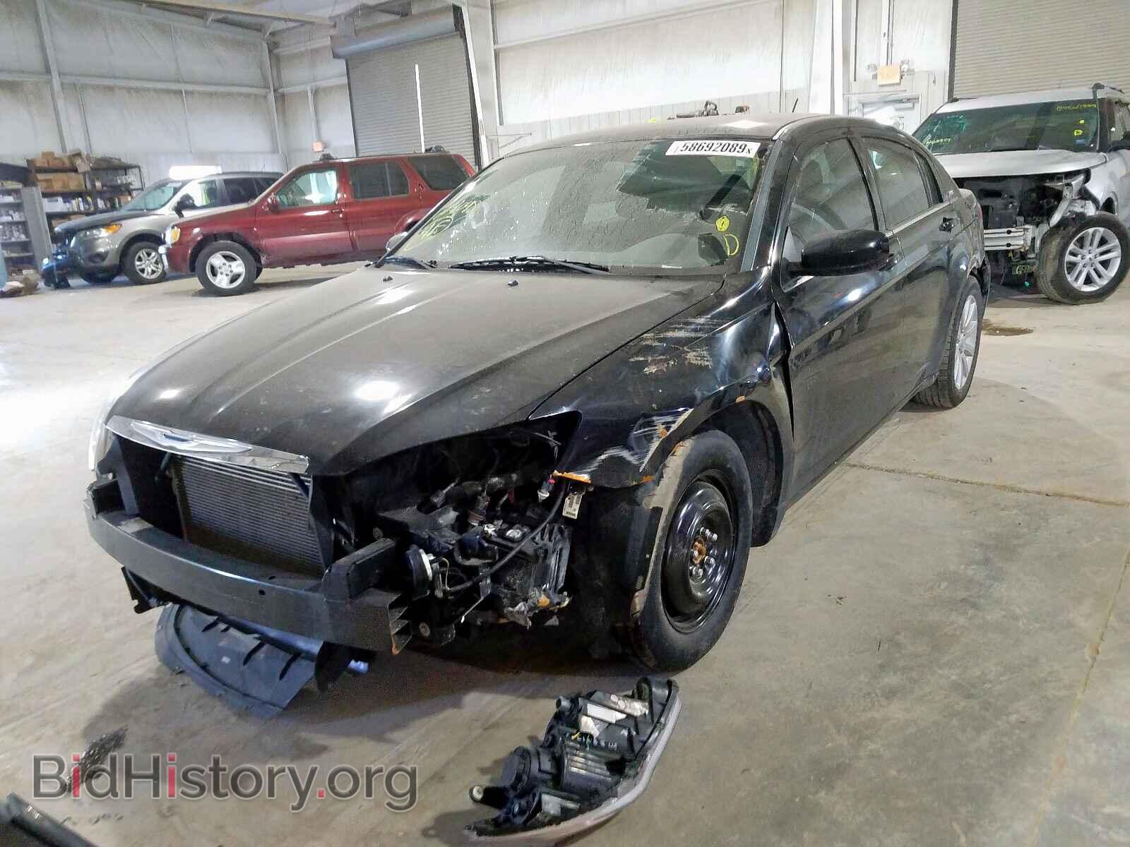 2013 CHRYSLER 200 - VIN: 1C3CCBBB6DN604048 - Фото 2