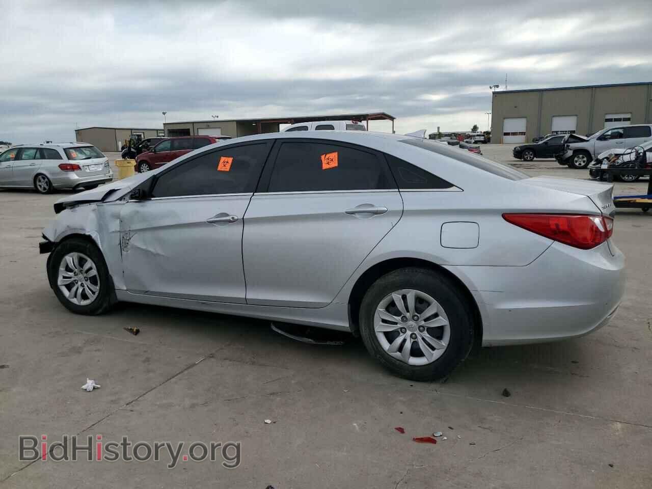 2013 HYUNDAI SONATA - VIN: 5NPEB4AC7DH575768 - Фото 2